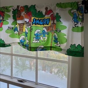 VTG Smurf Bedsheet Window Topper
